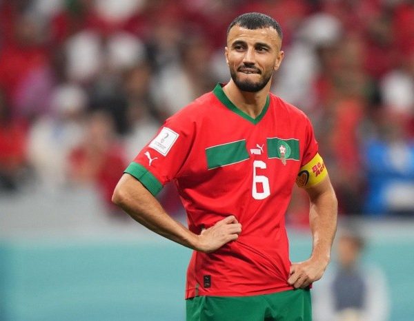 Romain Saïss Biography