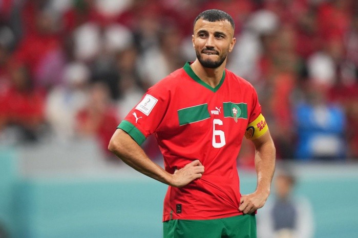 Romain Saïss Biography